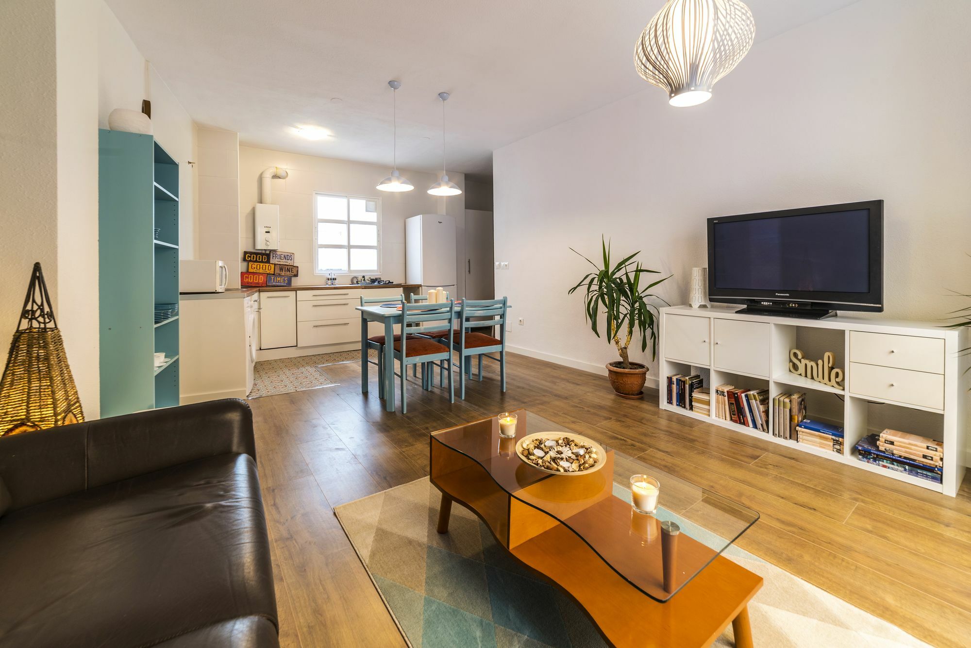 Charming 3 Bedrooms Historical Center Apartment *