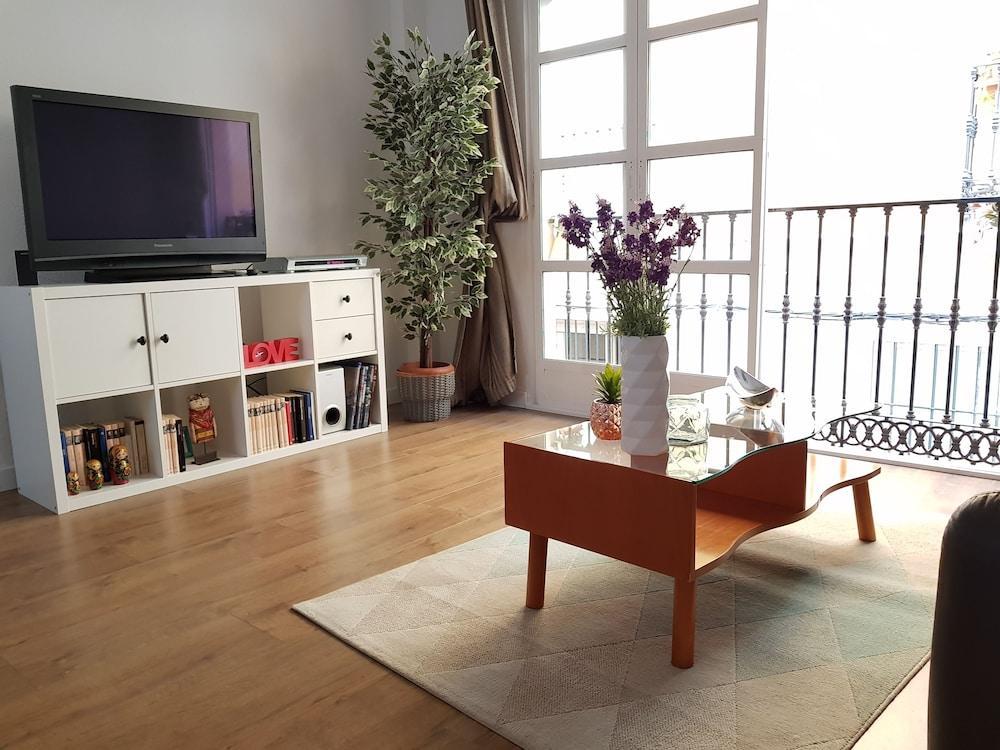 Apartment Charming 3 Bedrooms Historical Center *